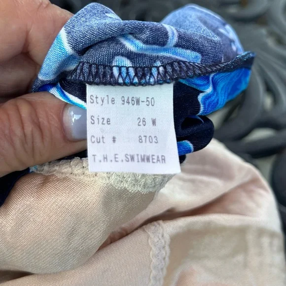 Ladies Swimsuit with Skirt - Picture 14 of 14